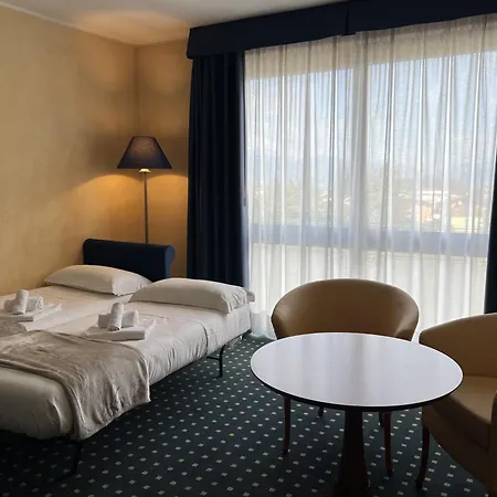 Maria 4* Desenzano del Garda