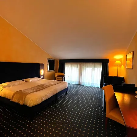 Maria 4* Desenzano del Garda