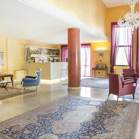 Hotel Maria 4*