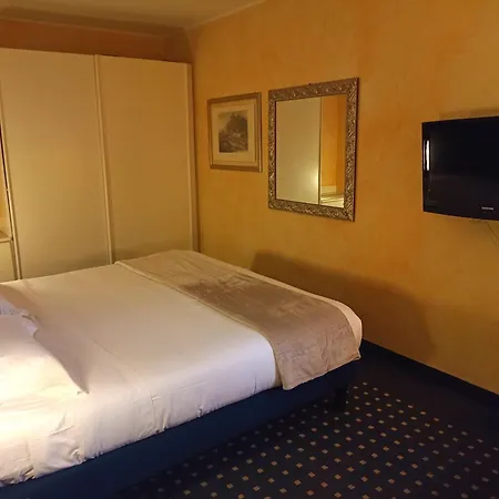 Maria Hotel 4*